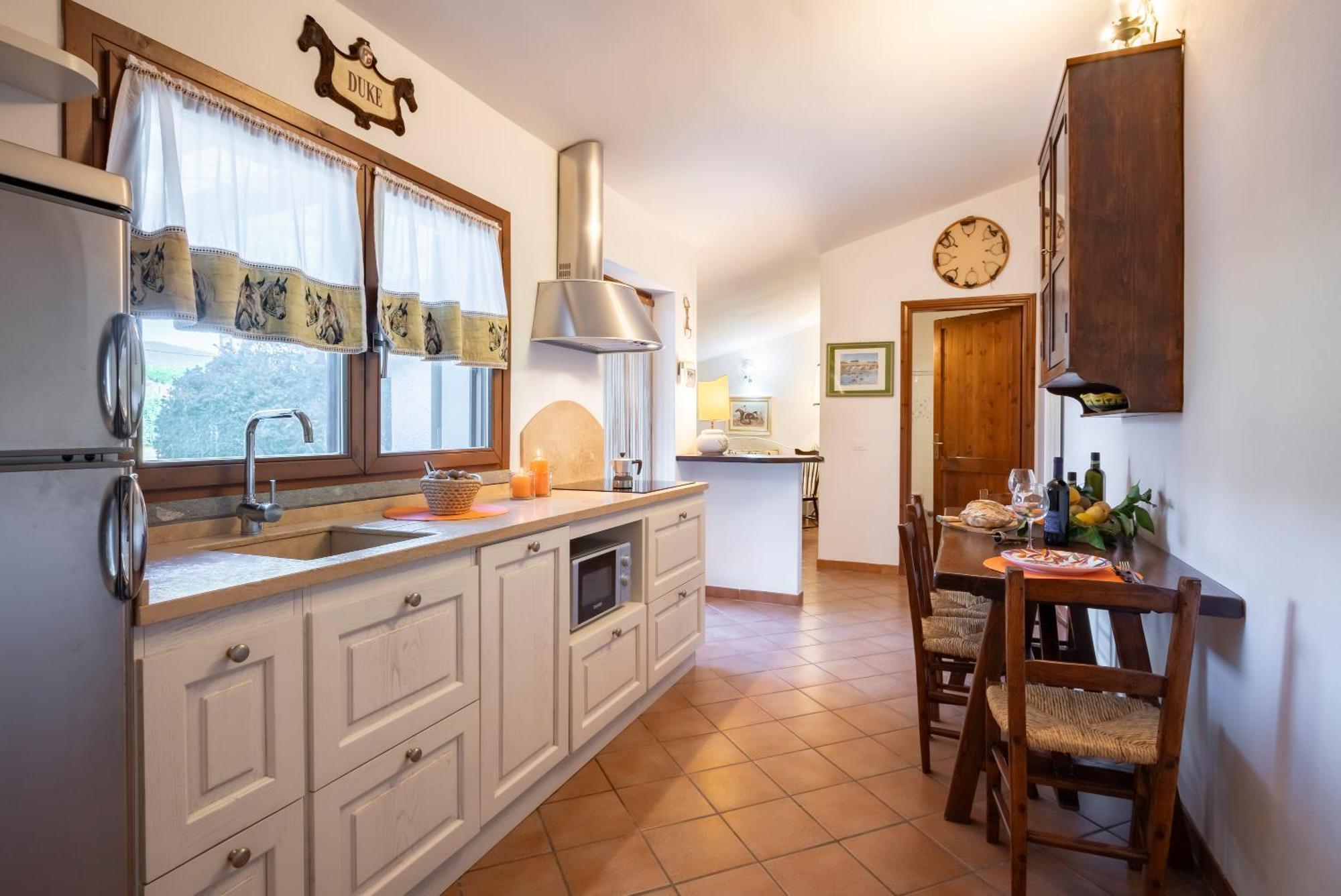 Agriturismo La Rombaia 카스틸리오네 델라 페스카이아 외부 사진
