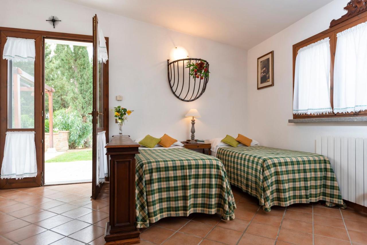 Agriturismo La Rombaia 카스틸리오네 델라 페스카이아 외부 사진