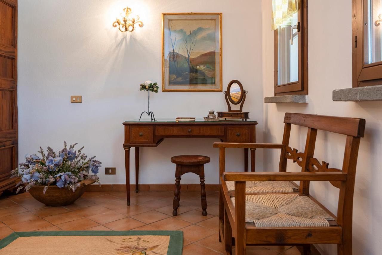 Agriturismo La Rombaia 카스틸리오네 델라 페스카이아 외부 사진