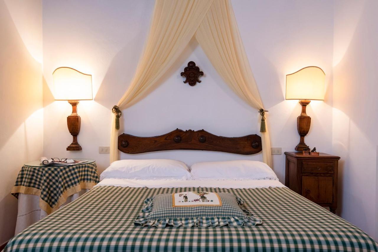 Agriturismo La Rombaia 카스틸리오네 델라 페스카이아 외부 사진