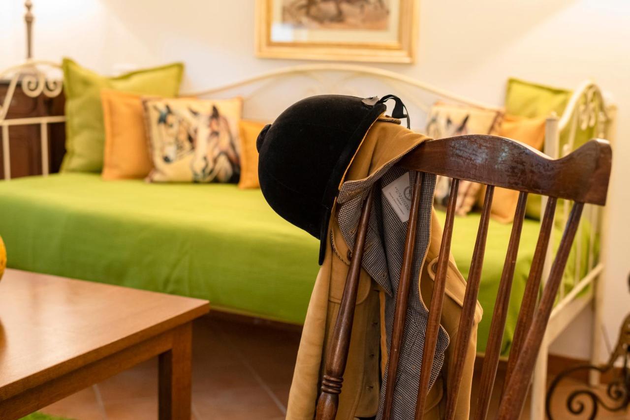 Agriturismo La Rombaia 카스틸리오네 델라 페스카이아 외부 사진